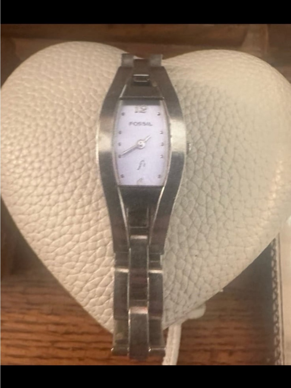 Vintage Fossil Women’s Bracelet Watch  Silver Tone Y2K Minimalist Retro Jewelry